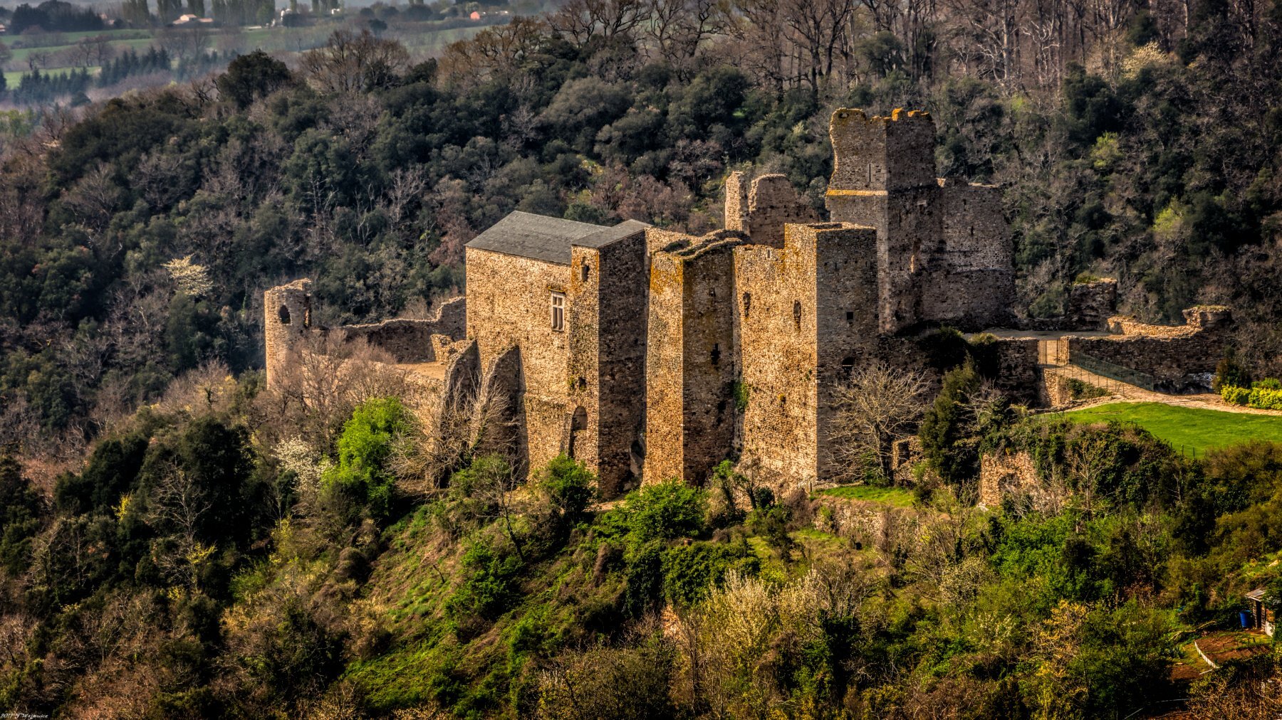 chateau saissac activities